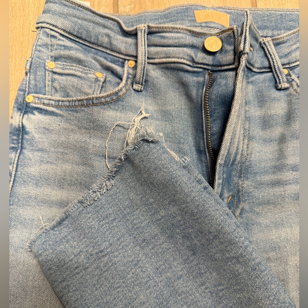 MOTHER insider Crop Step Fray Jeans